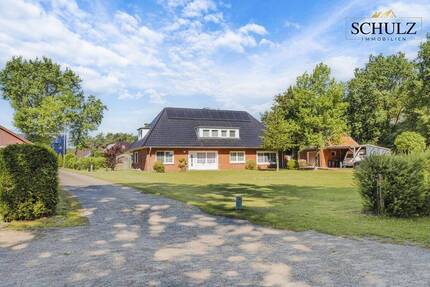 ** Großes Wohnhaus am Wald - neues Dach, neue Pelletheizung & Platz für mehrere Generationen ** - Friesoythe / Markhausen