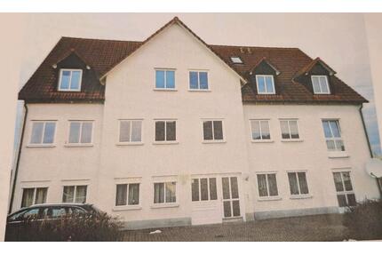 3 Zimmer Wohnung mit EBK, Balkon und 2 TG-Stellplätzen - Forchheim