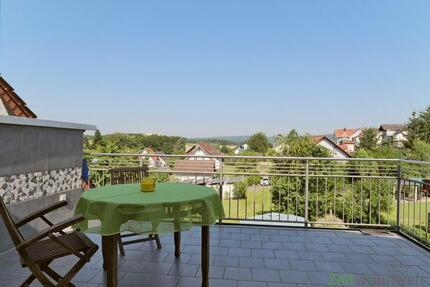 (EF1173_M) Fulda: Neuhof, möbliertes ruhiges Apartment mit großem Balkon im OT Hattenhof, WLAN inklusive