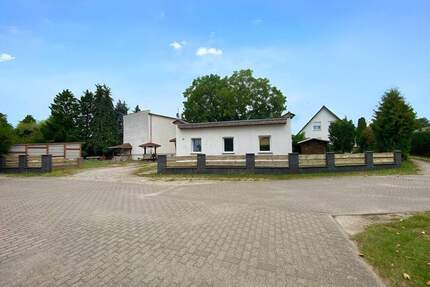 Haus mit großem Garten zum Wohnen und Arbeiten (Nähe Neubrandenburg) - Wulkenzin
