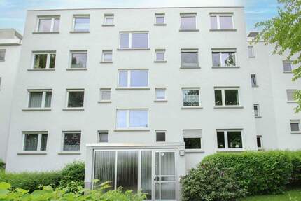 Wohnen in der Natur: Whg. mit Stellplatz - Steinbach (Taunus)