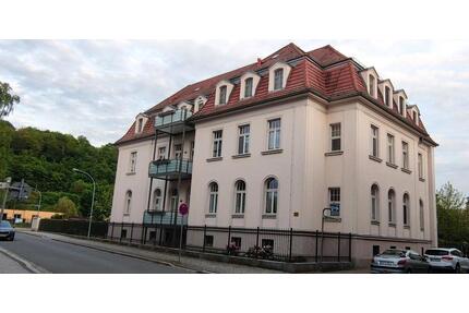 Elegante 2-Zimmer-Altbauwohnung-seniorenfreundlich & barrierefrei - Greiz