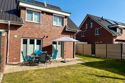 Haus Stade KFW40 neuwertig modern zentral Provisionsfrei DHH