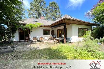 Haus zum Kaufen in Lauf-Neunhof 568.000,00 € 132.51 m²