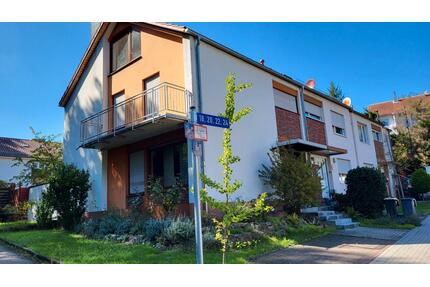 Reihenendhaus mit Garten und Kfz-Stellplatz, Uni-Nähe - Saarbrücken Dudweiler