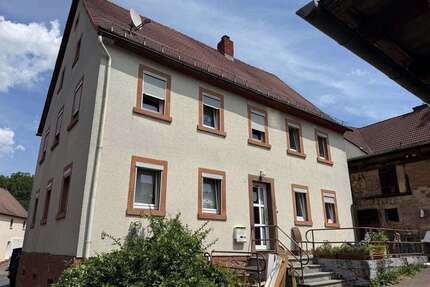 Haus zum Kaufen in Hausen 219.000,00 € 145 m²