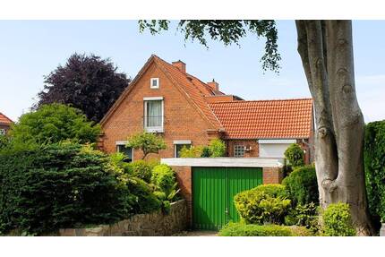 Hausteil in beliebter Lage - 399.000,00&nbsp;EUR Kaufpreis, ca.&nbsp; 110,00&nbsp;m&sup2;&nbsp;Wohnfl&auml;che in Eckernförde / Borby (PLZ: 24340)