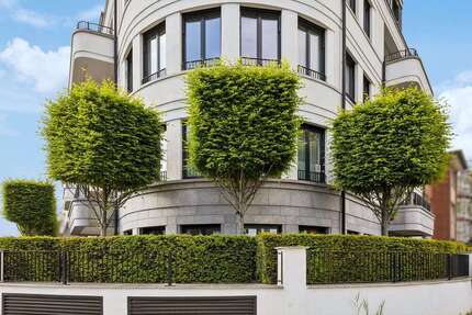 Wohnung zum Kaufen in Düsseldorf-Oberkassel 2.000.000,00 € 217 m²