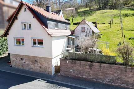 Haus zum Kaufen in Flörsbachtal 249.000,00 € 103 m²