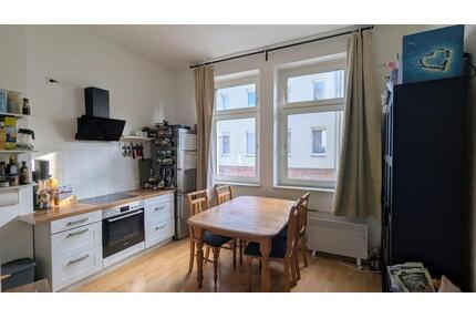 Gut aufgeteilte Jugendstil 2-ZKB mit Balkon in DU-Mittelmeiderich - Duisburg