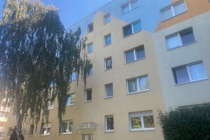 Wohnung zum Mieten in HalleSaale 345,00 € 57.31 m² - Halle/Saale