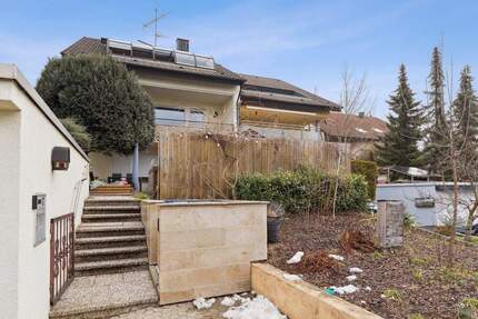 Zwei Wohneinheiten, viel Platz & Weitblick - Einfamilienhaus mit Einliegerwohnung - Nordheim