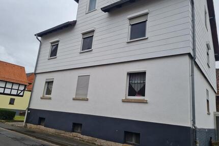 Ein- bis Zweifamilienhaus - 285.000,00&nbsp;EUR Kaufpreis, ca.&nbsp; 180,00&nbsp;m&sup2; in Wabern (PLZ: 34590)