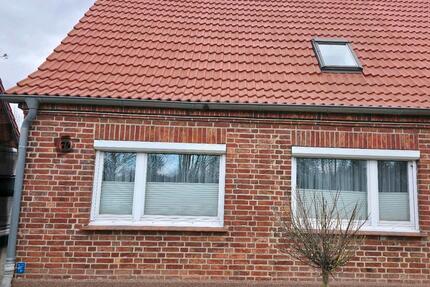 Doppelhaushälfte zu verkaufen - 195.000,00&nbsp;EUR Kaufpreis, ca.&nbsp; 94,00&nbsp;m&sup2; in Schwaan (PLZ: 18258)