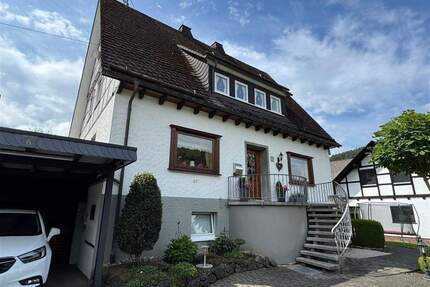 Fachwerkdorf Milchenbach! Einfamilienhaus in hervorragender Lage! - Lennestadt