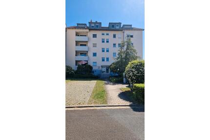 Charmante 1-Zimmer-Wohnung mit Balkon & Garage - Karlstadt