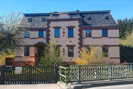 Mehrfamilienhaus - 55.000,00&nbsp;EUR Kaufpreis, ca.&nbsp; 160,00&nbsp;m&sup2; in Oelsnitz (Vogtland) (PLZ: 08606)