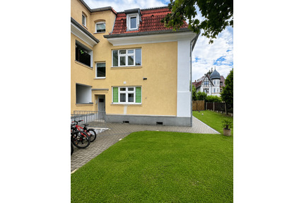 Helle 2-Raum-Wohnung mit EBK & großem Garten in Meerane