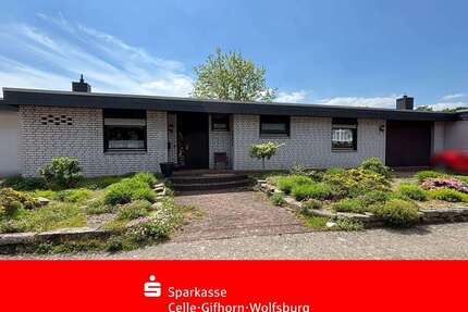 Haus zum Kaufen in Gifhorn 307.000,00 € 137.29 m²