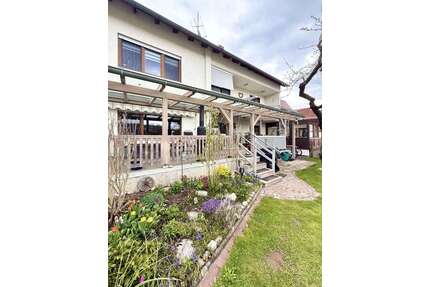 Haus zum Kaufen in Veitsbronn 695.000,00 € 239 m²