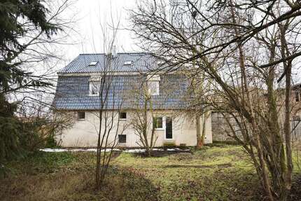 Haus zum Kaufen in Bernburg 60.000,00 € 167 m²