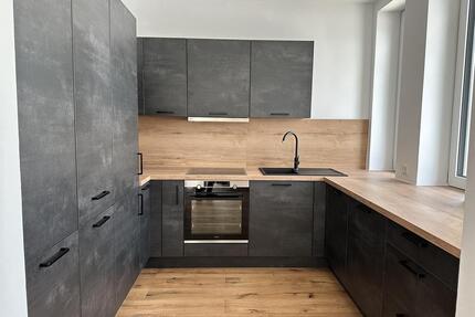 3 Zimmer Erdgeschosswohnung, Einbauküche, Terrasse und Garten - Egloffstein