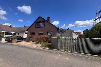 Haus zum Kaufen in Schaafheim 419.000,00 € 133.84 m²