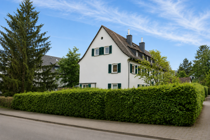 Haus zum Kaufen in Wiesbaden 1.260.000,00 € 405.15 m²