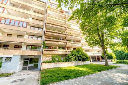 Wohnung zum Kaufen in Augsburg 165.000,00 € 48 m²