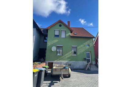 Wannemacher Immobilien **** Einfamilienhaus in einer zentralen Lage von Schiffweiler-Heiligenwald ****