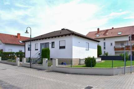 Haus zum Kaufen in Groß-Rohrheim 469.000,00 € 137 m²