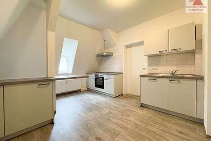 Wohnung zum Mieten in Aue 517,50 € 78.95 m²