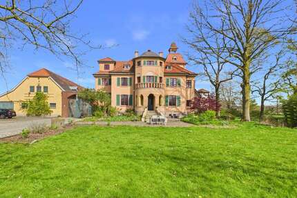 Haus zum Kaufen in Viersen 1.950.000,00 € 489 m²