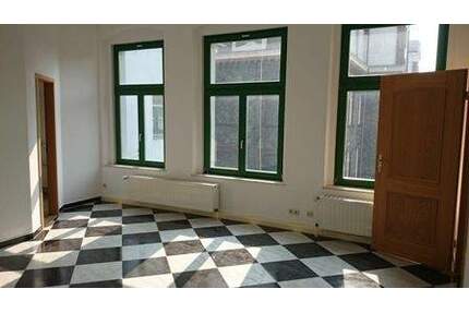 ruhige 2- Raumwohnung im Hinterhaus Görlitzer Zentrum!