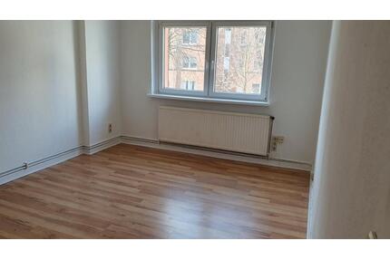 Renov. 2 12 Zimmer, 2 Balkone, EBK Nähe Hauptbahnhof - Lübeck Sankt Lorenz Nord