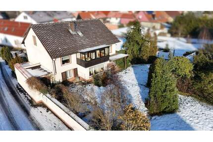 Großzügiges Baugrundstück mit Garage und Altbestand - Wertheim / Mondfeld