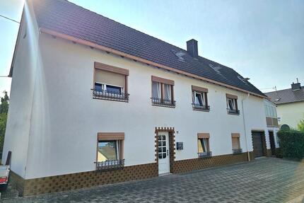 Modernisiertes Einfamilienhaus mit Einliegerwohnung - Lemberg