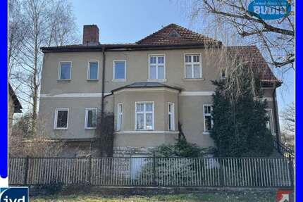 Haus zum Kaufen in Neuenhagen 645.000,00 € 219 m²