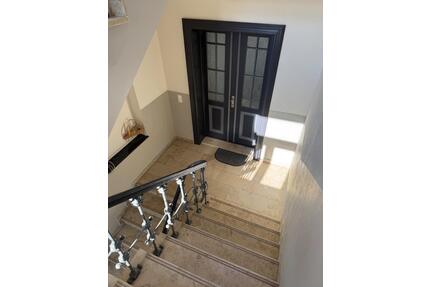 Moderne 4-Raumwohnung im Altbau mit EBK und Balkon - Gera Lusan