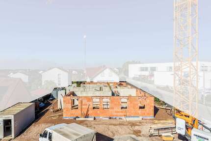Wohnung zum Kaufen in Wettstetten 254.000,00 € 42.18 m²