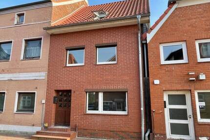 Wohnen, wo andere Urlaub machen - Erstbezug - kernsaniertes Stadthaus in Mölln in Seenähe