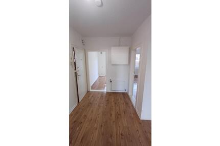 Tolle 3-Zimmer Wohnung mit Balkon und frisch saniertem Bad! - Hildesheim Oststadt/Stadtfeld
