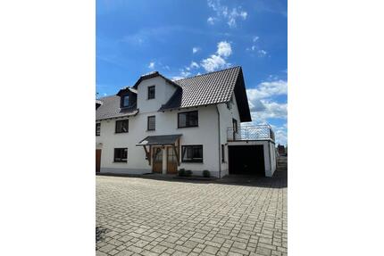 Helle 6 Zimmer WHG in Wabern OT