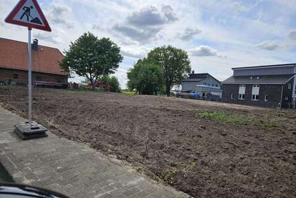Grundstück zu verkaufen in Stuhr 245.000,00 € 690 m²
