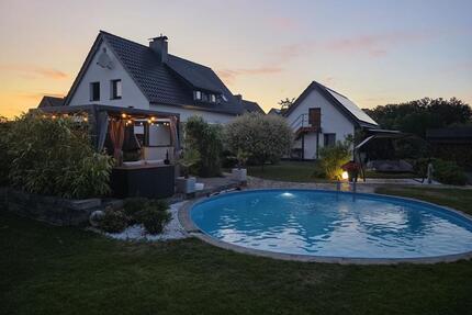 Ein- Zweifamilienhaus mit Pool, Garten, Büro, Sackgasse BGS GF - Gifhorn