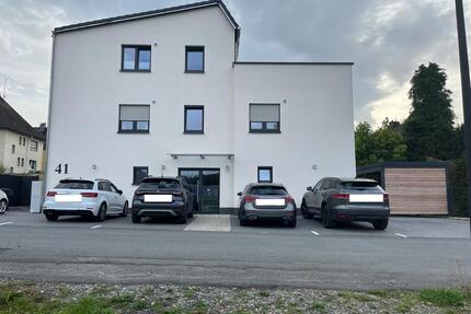 Moderne 3-Zimmer-Dachgeschosswohnung mit großzügier Terrasse - Arnsberg
