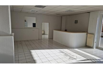 Ladengeschäft in Jarmen - 660,00&nbsp;EUR Kaltmiete, ca.&nbsp; 6,00&nbsp;m&sup2; in Jarmen (PLZ: 17126)