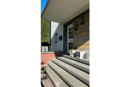 Helle 4-Zimmer-WohnungHaushälfte zum 15.07. + Terrasse, Garten* - Beckum