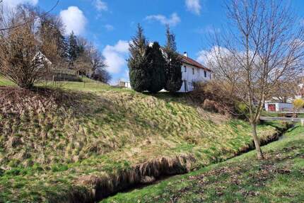 Provisionsfrei: Baugrundstück (teilbar) mit Altbestand in Buch am Erlbach zu verkaufen