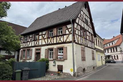 Haus zum Kaufen in Weinheim Hohensachsen 165.000,00 € 135 m² - Weinheim / Hohensachsen